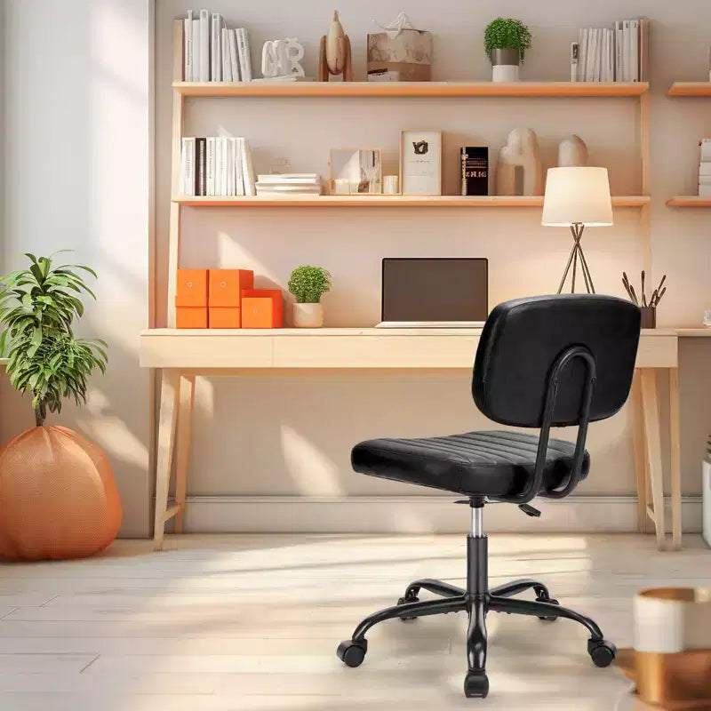 Sedia da ufficio ergonomica piccola senza braccioli in pelle PU per computer
